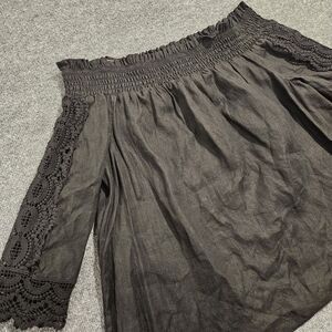 Chicos Linen Off The Shoulder Cutwork Blouse Smocked Neckline  Black Size 14‎